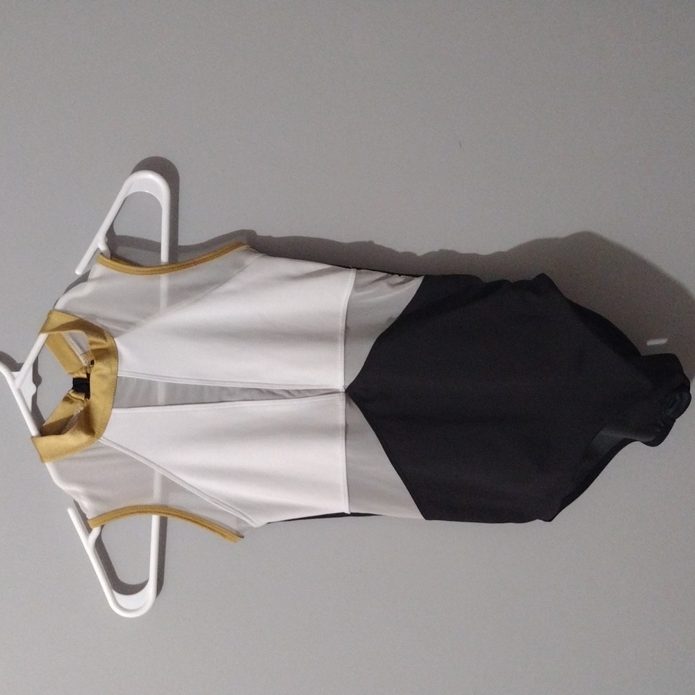 Five dancewear Black and Gold leotard PA/CXL